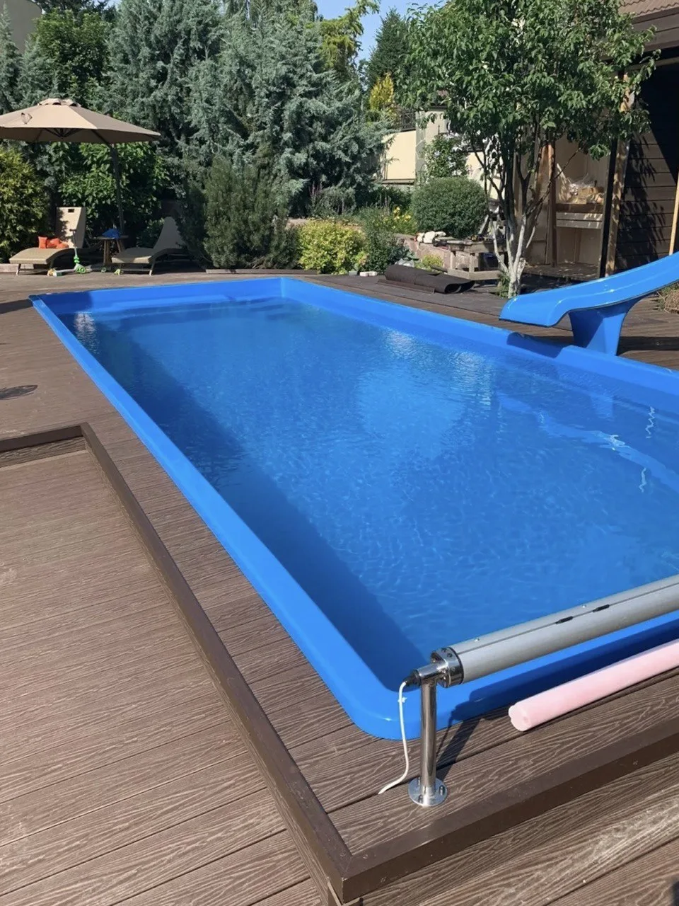 Laguna 9 установлен на участке в Пскове